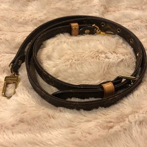Louis Vuitton Metis Strap